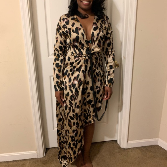 High low cheetah print dress! - Picture 2 of 6